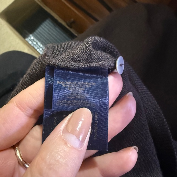 Brooks Brothers Extra Fine Italian Merino, Size L - Picture 6 of 8